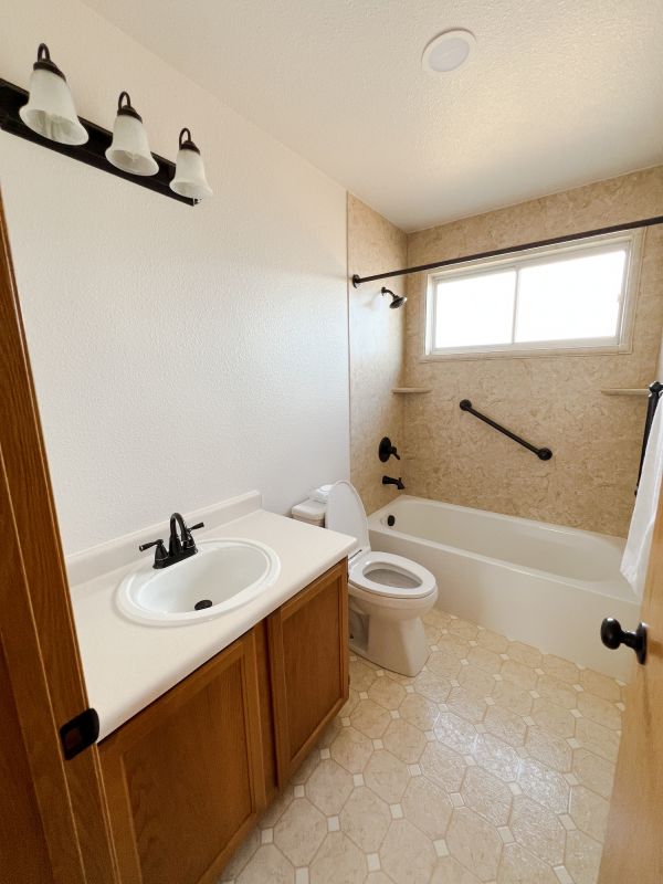 Top Bathroom Remodeling Companies in Benton, AR